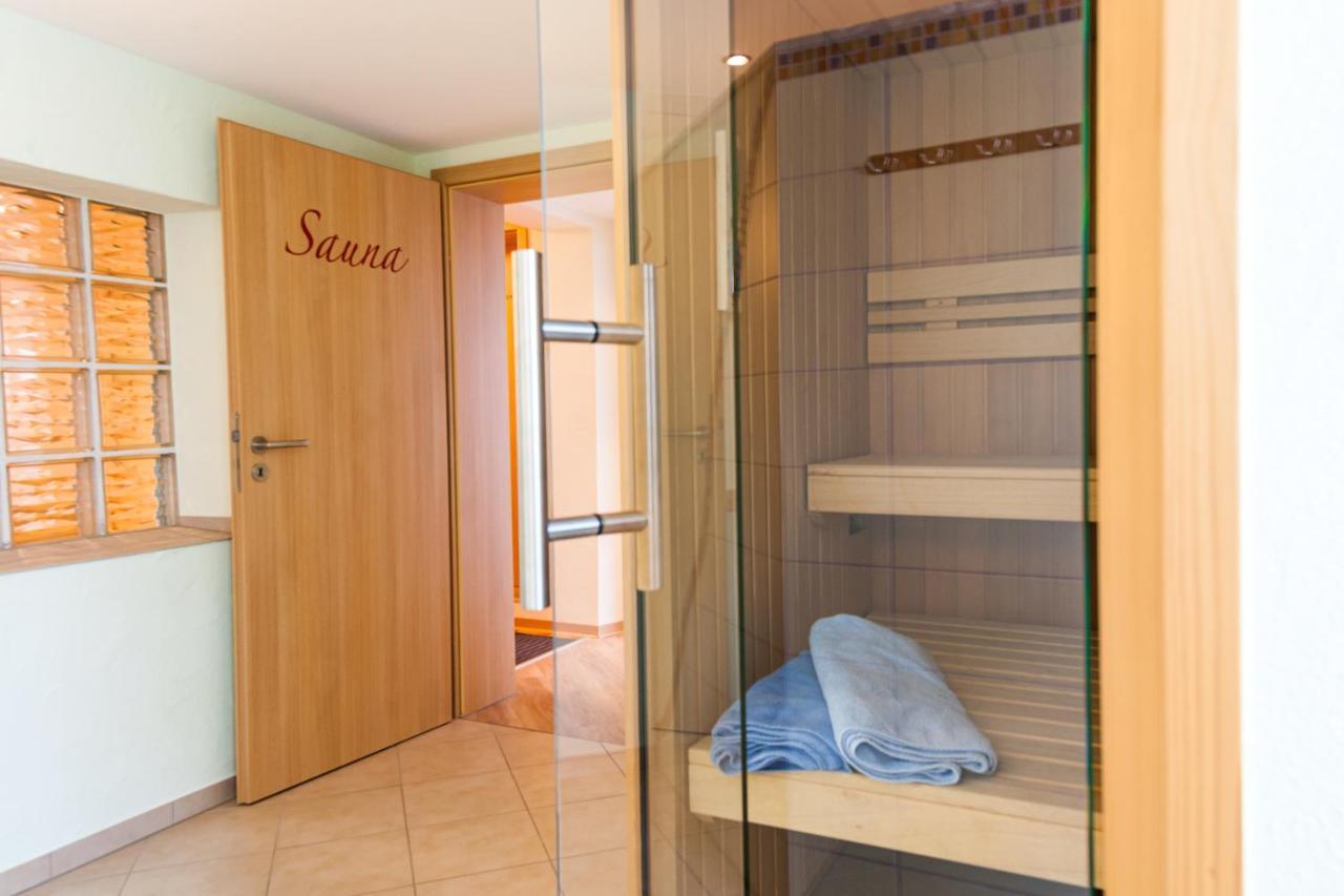 Gaenschen Klein Apartment Ellscheid Bagian luar foto